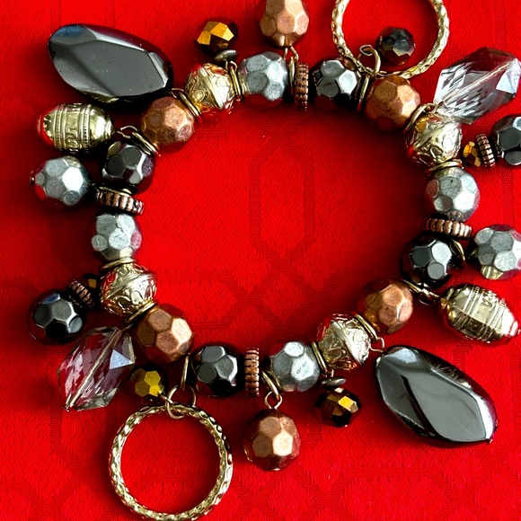 NWT AMBER BRACELET ONYX STONES GOLD TONE METALS BOHEMIAN STYLE. WOMENS STRETCH - Picture 3 of 6